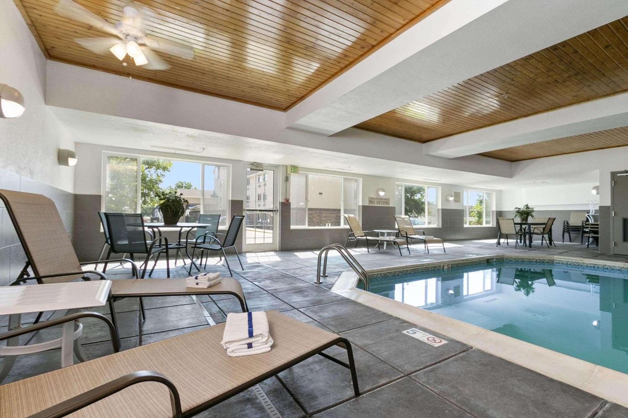 Country Inn & Suites By Radisson, Greeley, Co Eksteriør bilde